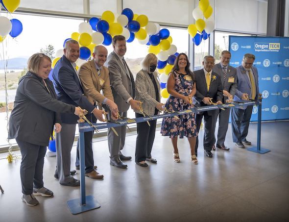 Ribbon Cutting, Oregon Tech