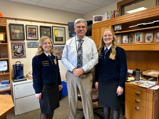 FFA Leadership Visit to the Capitol.jpg