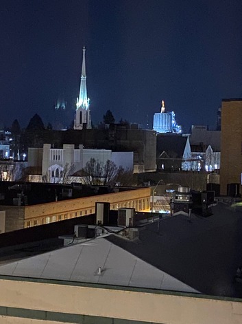 Salem at night, Capitol lit up