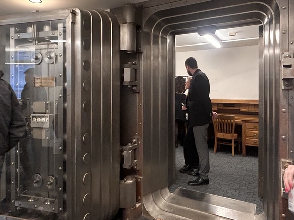 vault