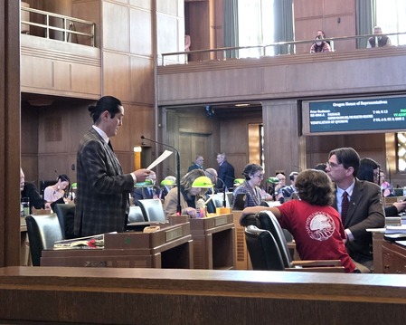 Rep Pham speaking on the House Floor 