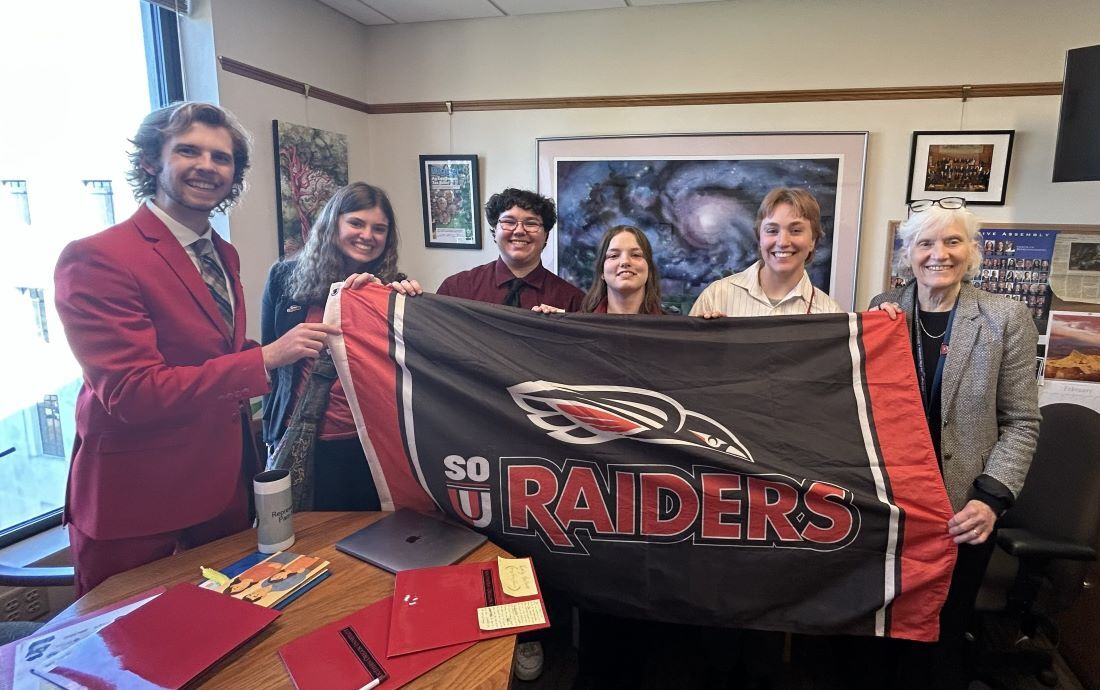 SOU Students with Rep Marsh