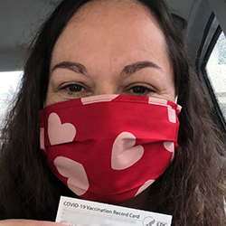 Linda Schroeder vaccine selfie