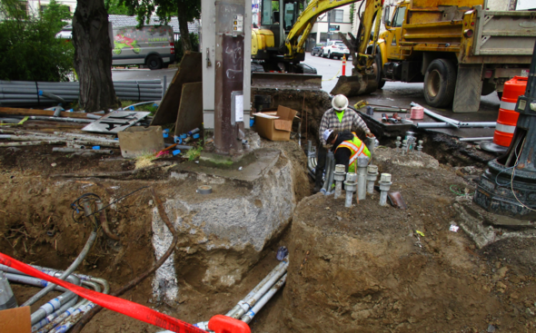 w burnside multimodal project construction