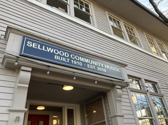 Sellwood Community House entrance