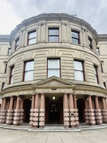 Photo of the outside of City Hall 
