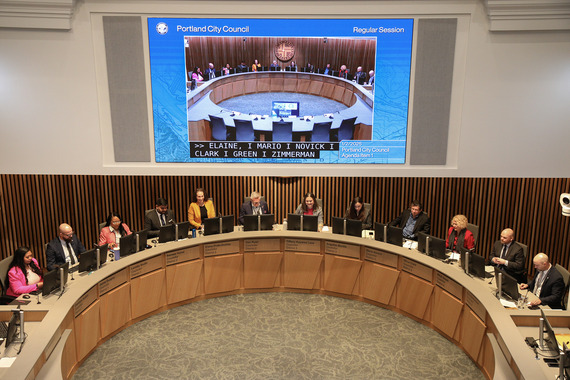 Portland City Council at the dais.