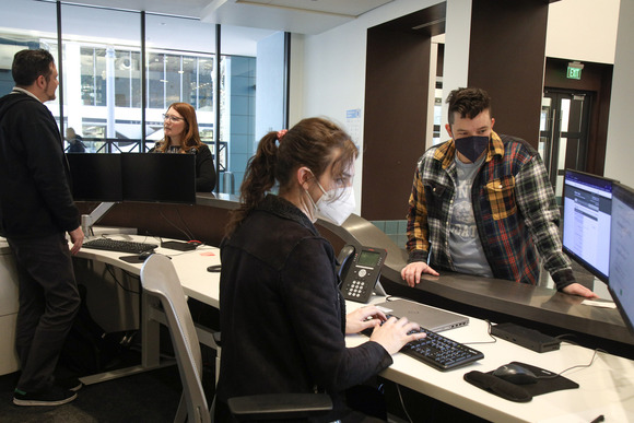 PDX311 Help at the Front Desk