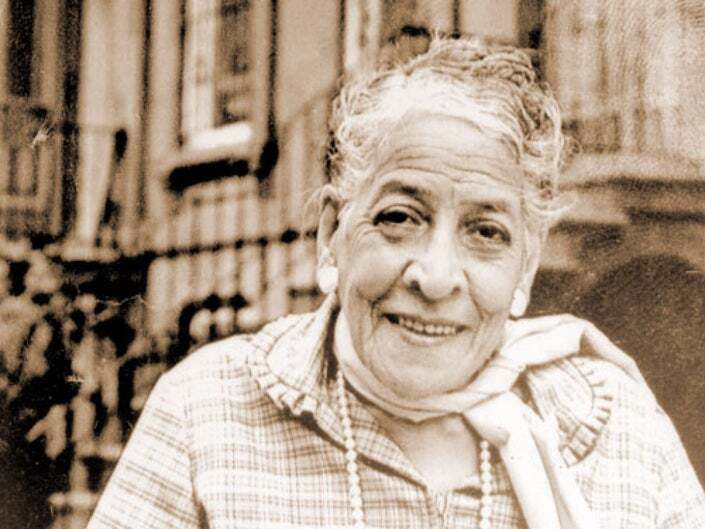 PPR - Black and white photo of woman
