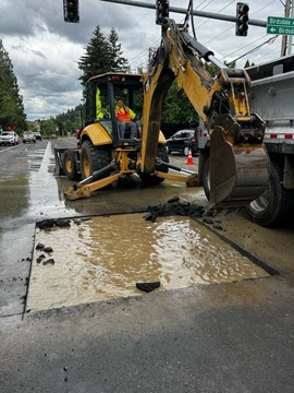 Water main break on Powell is repaired in less than a day thanks to the Water Bureau and City of Gresham
