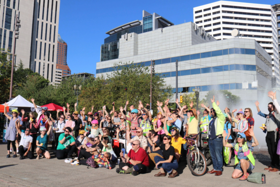 City Bike Bus group photo at the end of the ride in downtown Portland