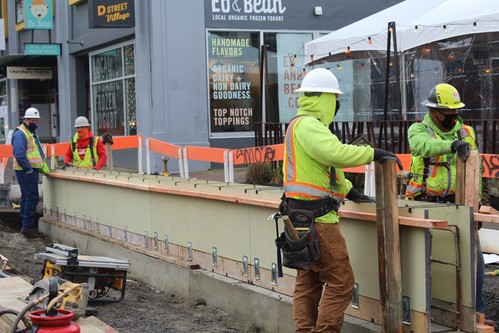Division Transit Project construction