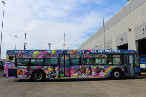 Pride bus 2023