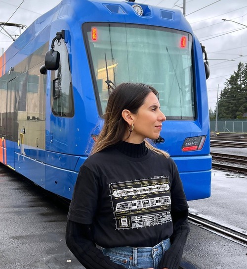 Type 6 shirt promo with train Maritza