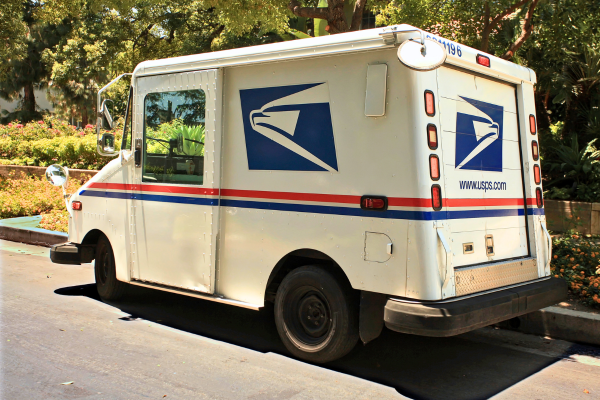 Mail truck usps