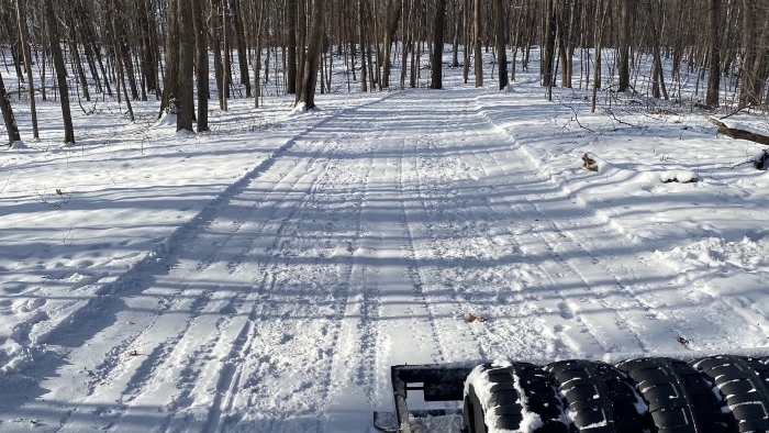 winter ski trail 