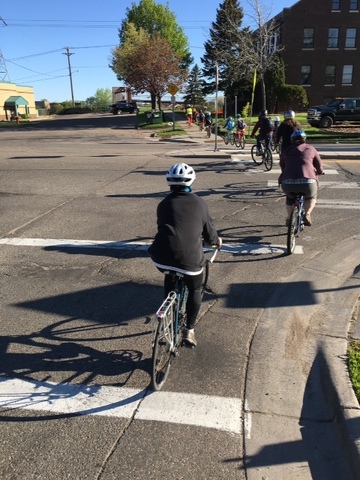 bikes crossing Pierce Butler Hamline