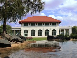 Como Lakeside Pavilion