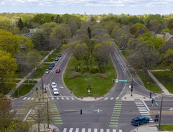 Summit Ave and Lexington Ave 