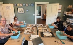 archaeology lab volunteers