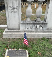 Richard Fulton grave