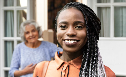 APS worker visiting older Texan