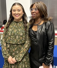 Jessica Vazquez, Sandra Jones