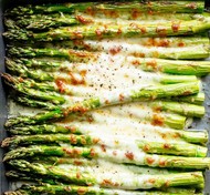 Cheesy Garlic Roasted Asparagus