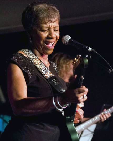 Barbara Lynn performing at Antone's Blues Club, circa 2016.