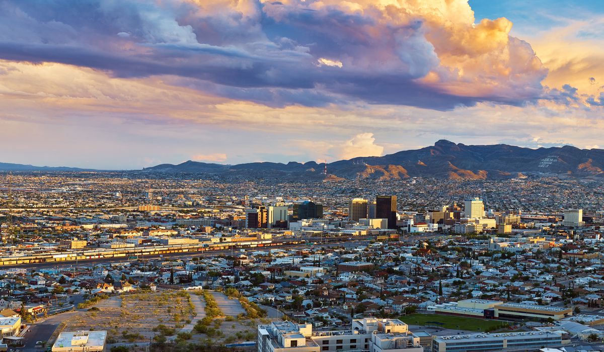 city of el paso skyline