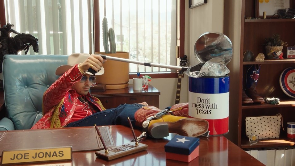 Joe Jonas as new face of Don't Mess With Texas - photo