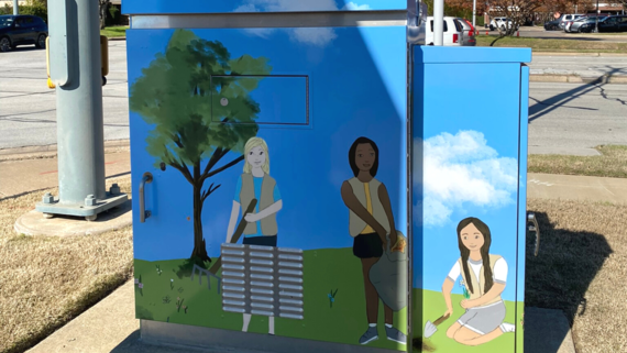 Utility Box Art of Girl Scouts Cleaning Park