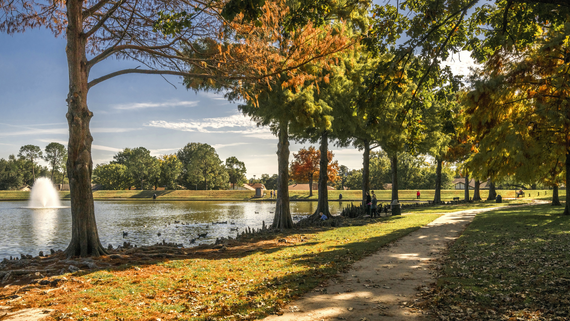 Image of Chisholm Park in Hurst, Texas during the Fall season