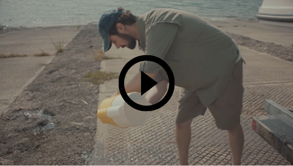 draining bait bucket video