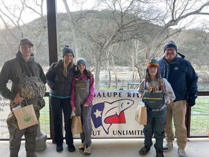 Picture of GRTU banner with participants
