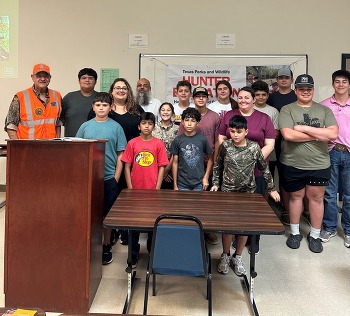 Class photo of hunter ed class