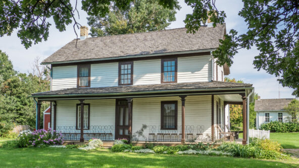 1800s White Farm House in Minnesota
