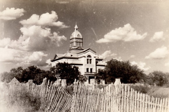 Old Bandera Courthouse