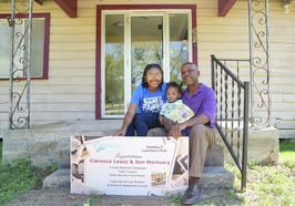 Clarence Lewis & Son Mortuary in Conroe