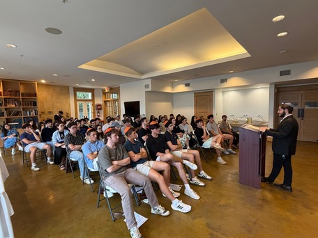 Leibel Lazaroff at UT Chabad
