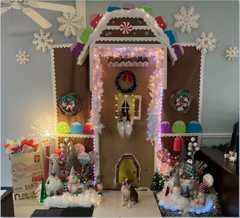 Holiday door contest winner