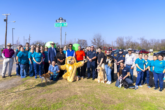 pet circle street sign unveiling