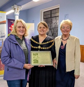 Award presentation photo