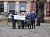 Julia Kitchen, Cllr Malachi Carroll, Cllr Susan Shaw, Cllr Harriet Digby and members of the Retford Book Festival Committee