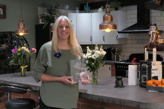 Ellie with her award