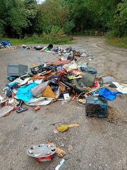 Villas Road fly tip