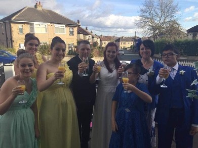 Family wedding photo