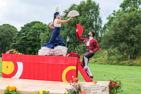 The Bull and The Moon