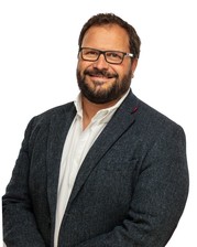 Chris Hossack headshot