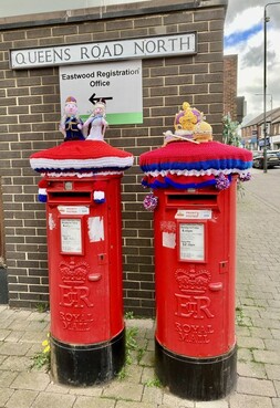 Eastwood Town Council Knitted Coronation Decorations